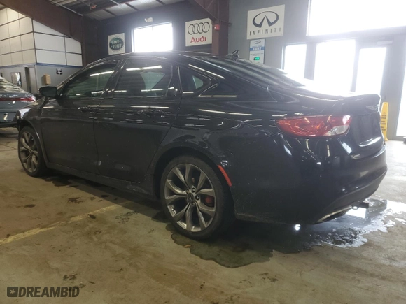 2015 Chrysler 200 S with VIN 1C3CCCDG1FN540437, listed as a Copart auction lot 43852805 with 135,697 mi miles and Salvage Title. Bid and sale history available at carsss.com. Image 2.