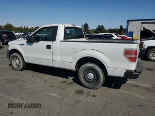 2011 Ford F-150 XL z VIN 1FTMF1CF2BFC77724, wystawiony jako Copart lot #62219105 z przebiegiem 268 043 mil mil oraz Czysty tytuł • Clean title. Historia ofert i sprzedaży dostępna na DreamBid. Obrazek 2.