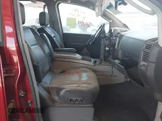 2004 Nissan Titan LE z VIN 1N6AA07B14N538821, wystawiony jako IAAI lot #42197242 z przebiegiem 243 310 mil mil oraz . Historia ofert i sprzedaży dostępna na DreamBid. Obrazek 5.