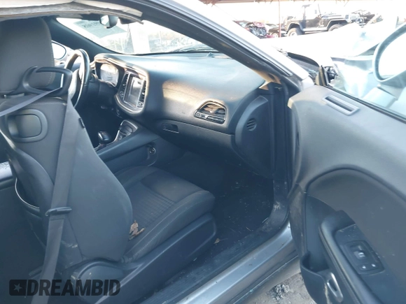 2016 Dodge Challenger SXT с VIN 2C3CDZAG0GH344813, выставлен на аукционе IAAI как лот 41091908 с пробегом 105 813 миль миль и . История ставок и продаж доступна на DreamBid. Изображение 5.