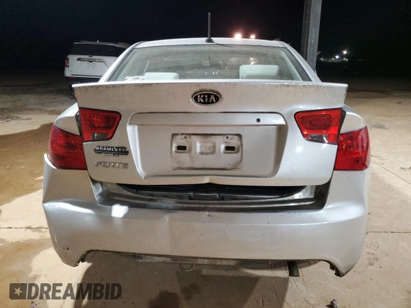 2011 Kia Forte LX with VIN KNAFT4A29B5417189, listed as a Copart auction lot 81310484 with 103,697 mi miles and Salvage Title. Bid and sale history available at carsss.com. Image 6.