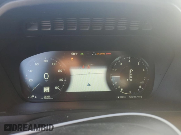 2016 Volvo XC90 T6 Momentum with VIN YV4A22PK8G1046873, listed as a Copart auction lot 46124275 with 68,368 mi miles and Salvage Title. Bid and sale history available at DreamBid. Image 9.