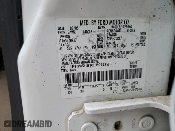 2006 Ford F-250 XL z VIN 1FTSW21516EB01279, wystawiony jako Copart lot #53898475 z przebiegiem 213 638 mil mil oraz Szkoda całkowita • Salvage title. Historia ofert i sprzedaży dostępna na DreamBid. Obrazek 12.