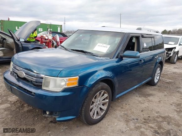 2011 Ford Flex SEL with VIN 2FMGK5CC3BBD22107, listed as a IAAI auction lot 41211839 with 214,965 mi miles. Bid and sale history available at carsss.com. Image 17.