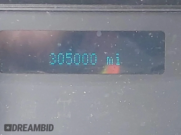 2011 Ford F-350 with VIN 1FT7X3B6XBEB57439, listed as a IAAI auction lot 41434952 with 305,000 mi miles and . Bid and sale history available at DreamBid. Image 16.