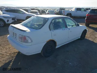 1998 Honda Civic LX with VIN 2HGEJ6675WH553663, listed as a IAAI auction lot 41062394 with 117,514 mi miles. Bid and sale history available at carsss.com. Image 4.