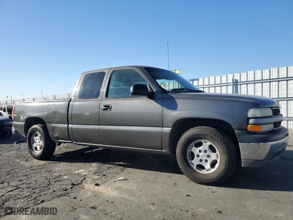 2002 Chevrolet Silverado 1500 Work Truck with VIN 2GCEC19XX21127719, listed as a Copart auction lot 81200654 with 122,857 mi miles and Salvage Title. Bid and sale history available at carsss.com. Image 4.