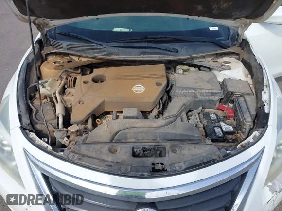 2015 Nissan Altima 2.5 S with VIN 1N4AL3APXFC458957, listed as a IAAI auction lot 41921941 with 210,195 mi miles. Bid and sale history available at carsss.com. Image 10.