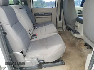 2009 Ford F-250 XL with VIN 1FTSW21R99EA05469, listed as a Copart auction lot 63138925 with 308,103 mi miles and Salvage title. Bid and sale history available at DreamBid. Image 10.