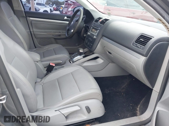 2009 Volkswagen Jetta SE с VIN 3VWRM71K99M167159, выставлен на аукционе IAAI как лот 42409998 с пробегом 78 459 миль миль и . История ставок и продаж доступна на DreamBid. Изображение 5.