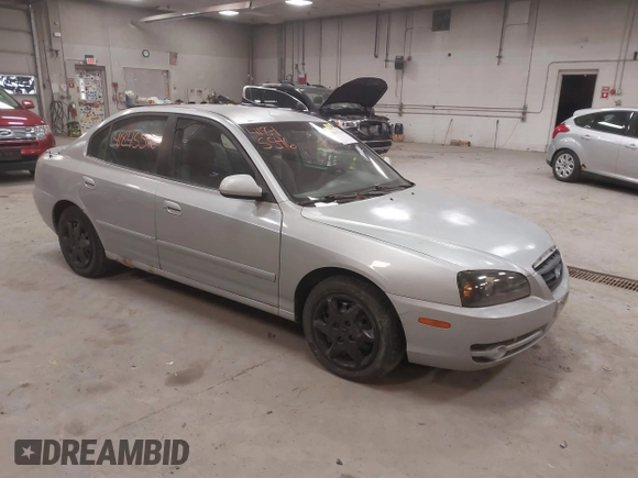 2004 Hyundai Elantra GLS z VIN KMHDN46D54U913626, wystawiony jako IAAI lot #41845546 z przebiegiem 187 267 mil mil oraz . Historia ofert i sprzedaży dostępna na DreamBid. Obrazek 1.