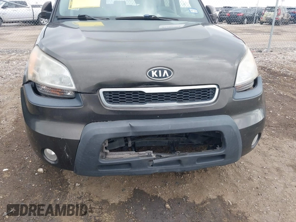 2010 Kia Soul + with VIN KNDJT2A23A7178534, listed as a IAAI auction lot 41380362 with 172,612 mi miles. Bid and sale history available at carsss.com. Image 6.