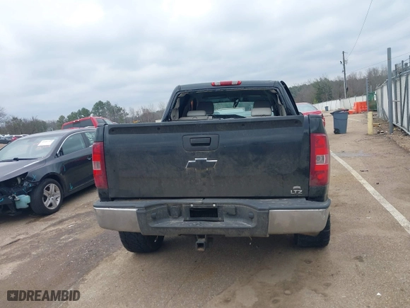 2009 Chevrolet Silverado 1500 LTZ with VIN 3GCEK33M39G107617, listed as a IAAI auction lot 41549167 with 270,005 mi miles. Bid and sale history available at carsss.com. Image 17.
