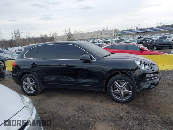 2014 Porsche Cayenne с VIN WP1AA2A22ELA94738, выставлен на аукционе IAAI как лот 41621776 с пробегом 104 164 миль миль и . История ставок и продаж доступна на DreamBid. Изображение 13.
