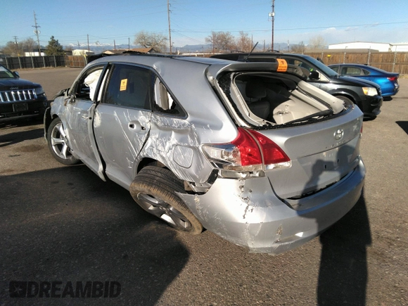 2010 Toyota Venza with VIN 4T3BK3BB0AU045200, listed as a IAAI auction lot 41813981 with Not Provided miles and . Bid and sale history available at carsss.com. Image 3.