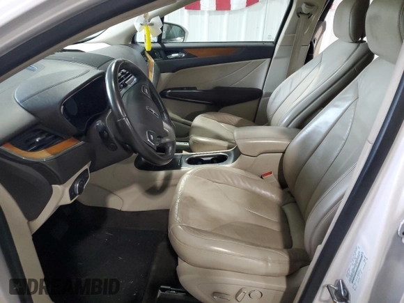 2018 Lincoln MKC Select with VIN 5LMCJ2D95JUL15099, listed as a Copart auction lot 41876765 with Not provided miles and Salvage title. Bid and sale history available at DreamBid. Image 7.