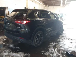 2023 Mazda CX-5 S Premium with VIN JM3KFBDM6P0100301, listed as a IAAI auction lot 41548310 with 21,722 mi miles and . Bid and sale history available at carsss.com. Image 4.