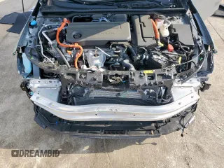2025 Honda Civic Sedan Hybrid Sport with VIN 2HGFE4F87SH303311, listed as a Copart auction lot 54531165 with 2,573 mi miles and Salvage Title. Bid and sale history available at carsss.com. Image 11.