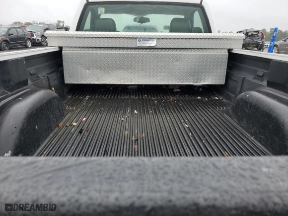 2005 Chevrolet Silverado 1500 Work Truck with VIN 1GCEC14V45Z247646, listed as a Copart auction lot 71506084 with 113,561 mi miles and Clean Title. Bid and sale history available at carsss.com. Image 10.