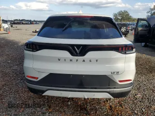 2024 VinFast VF 8 Eco z VIN RLLV1AEB8RH004479, wystawiony jako Copart lot #79732084 z przebiegiem Nie podano mil oraz Szkody całkowita. Historia ofert i sprzedaży dostępna na DreamBid. Obrazek 6.