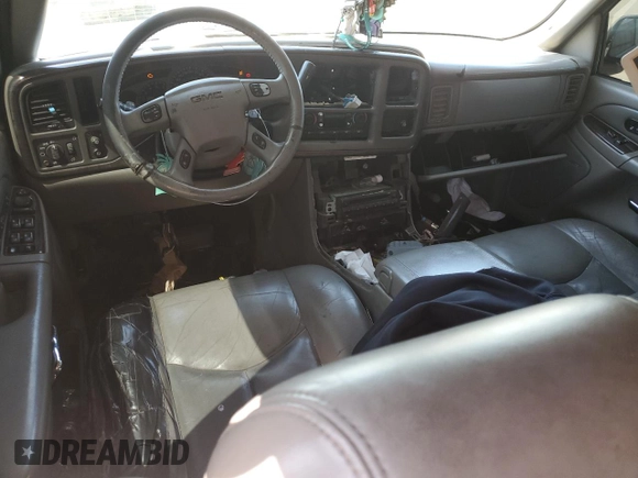 2006 GMC Yukon XL with VIN 1GKFK66U36J134459, listed as a Copart auction lot 55802165 with 277,366 mi miles and Salvage title. Bid and sale history available at DreamBid. Image 8.