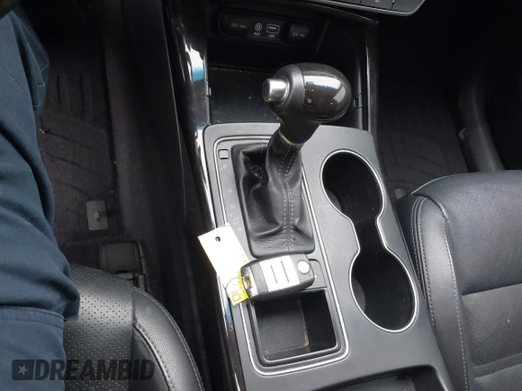 2018 Kia Sorento EX with VIN 5XYPH4A59JG394960, listed as a IAAI auction lot 42342621 with 158,056 mi miles and . Bid and sale history available at DreamBid. Image 11.