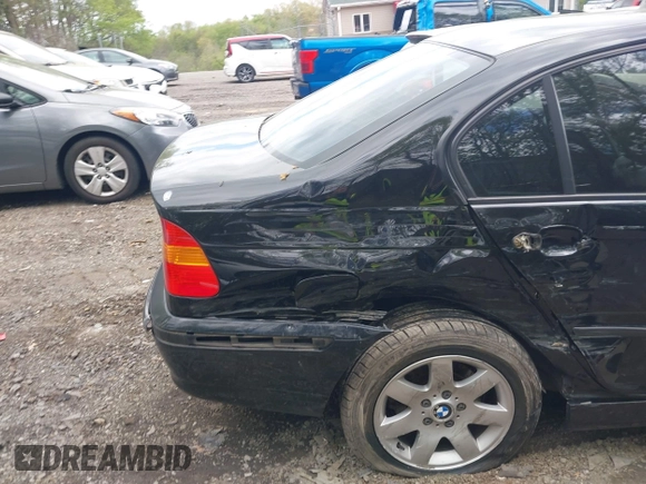 2003 BMW 3 Series 325i with VIN WBAEV334X3KL81434, listed as a IAAI auction lot 42186211 with 173,179 mi miles and . Bid and sale history available at DreamBid. Image 17.