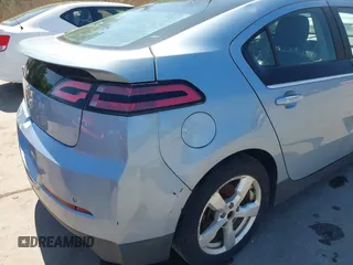 2014 Chevrolet Volt with VIN 1G1RH6E40EU149838, listed as a IAAI auction lot 42145097 with 110,467 mi miles and . Bid and sale history available at DreamBid. Image 20.
