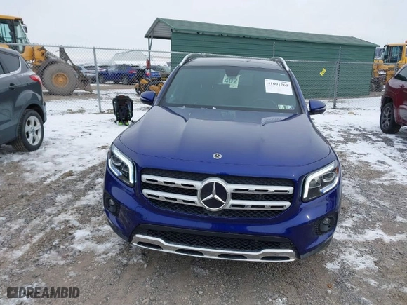 2021 Mercedes-Benz GLB with VIN W1N4M4HB0MW077630, listed as a IAAI auction lot 41601262 with 33,559 mi miles. Bid and sale history available at carsss.com. Image 12.