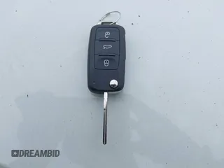 2016 Volkswagen Tiguan SE z VIN WVGBV7AX4GW508103, wystawiony jako IAAI lot #42473754 z przebiegiem 104 978 mil mil oraz . Historia ofert i sprzedaży dostępna na DreamBid. Obrazek 11.