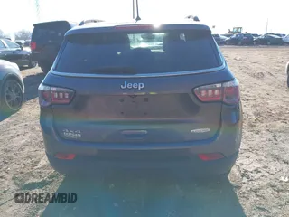 2018 Jeep Compass Latitude with VIN 3C4NJDBBXJT458268, listed as a IAAI auction lot 40965832 with 86,553 mi miles and . Bid and sale history available at DreamBid. Image 16.
