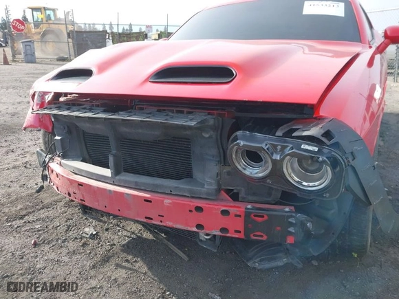 2015 Dodge Challenger R/T with VIN 2C3CDZAT6FH823491, listed as a IAAI auction lot 41533213 with 70,645 mi miles. Bid and sale history available at carsss.com. Image 20.
