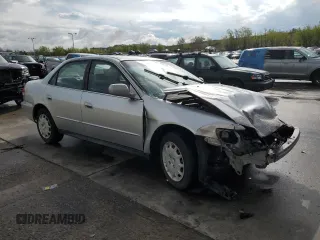 2002 Honda Accord LX z VIN JHMCG56402C001486, wystawiony jako Copart lot #56122905 z przebiegiem 158 274 mil mil oraz Szkoda całkowita • Salvage title. Historia ofert i sprzedaży dostępna na DreamBid. Obrazek 4.
