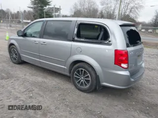 2016 Dodge Grand Caravan SE with VIN 2C4RDGBG1GR401894, listed as a IAAI auction lot 41519412 with 198,444 mi miles and . Bid and sale history available at DreamBid. Image 3.