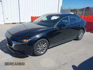 2021 Mazda 3 S z VIN JM1BPAAL4M1333238, wystawiony jako IAAI lot #40532801 z przebiegiem 33 538 mil mil oraz . Historia ofert i sprzedaży dostępna na DreamBid. Obrazek 17.