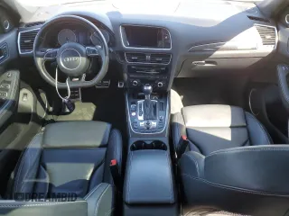 2016 Audi SQ5 Premium Plus with VIN WA1CCAFPXGA100555, listed as a Copart auction lot 47404525 with 84,495 mi miles and Salvage Title. Bid and sale history available at carsss.com. Image 8.