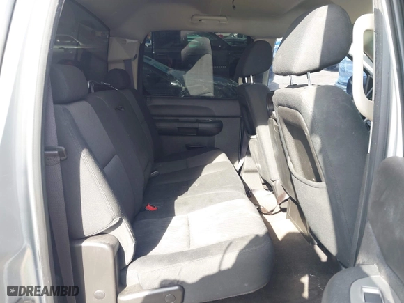 2012 Chevrolet Silverado 1500 LT with VIN 3GCPCSE05CG180389, listed as a IAAI auction lot 41880516 with 113,843 mi miles. Bid and sale history available at carsss.com. Image 8.
