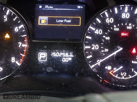 2014 Nissan Altima 2.5 with VIN 1N4AL3AP0EC420779, listed as a IAAI auction lot 42026108 with 180,024 mi miles. Bid and sale history available at carsss.com. Image 7.