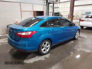 2014 Ford Focus SE with VIN 1FADP3F2XEL238344, listed as a IAAI auction lot 41845411 with 189,267 mi miles. Bid and sale history available at carsss.com. Image 4.