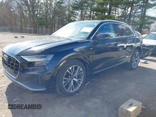2023 Audi Q8 Prestige z VIN WA1FVBF10PD035688, wystawiony jako IAAI lot #41864567 z przebiegiem 27 219 mil mil oraz . Historia ofert i sprzedaży dostępna na DreamBid. Obrazek 2.