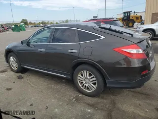 2013 Honda Crosstour EX with VIN 5J6TF3H36DL005570, listed as a Copart auction lot 71738644 with 205,746 mi miles and Salvage Title. Bid and sale history available at carsss.com. Image 2.