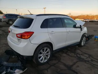 2015 Mitsubishi Outlander Sport 2.4 GT with VIN 4A4AR4AW3FE055700, listed as a Copart auction lot 42673955 with 139,358 mi miles and Salvage Title. Bid and sale history available at carsss.com. Image 3.