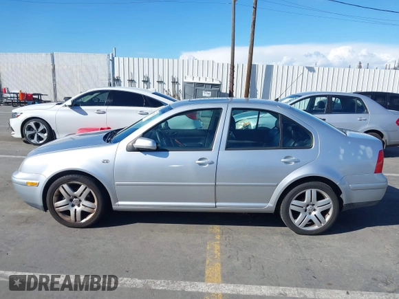 2003 Volkswagen Jetta с VIN 3VWTH69MX3M065354, выставлен на аукционе IAAI как лот 41797542 с пробегом 83 863 миль миль и . История ставок и продаж доступна на DreamBid. Изображение 14.