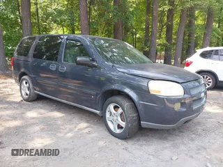 2008 Chevrolet Uplander LS z VIN 1GNDV23108D197833, wystawiony jako IAAI lot #42318561 z przebiegiem 177 721 mil mil oraz . Historia ofert i sprzedaży dostępna na DreamBid. Obrazek 1.