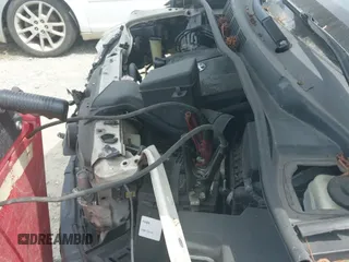 2017 Toyota Sienna L z VIN 5TDZZ3DC7HS819101, wystawiony jako IAAI lot #42232667 z przebiegiem 329 000 mil mil oraz . Historia ofert i sprzedaży dostępna na DreamBid. Obrazek 19.