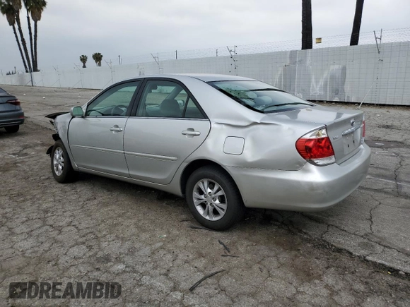 2005 Toyota Camry LE with VIN 4T1BF32KX5U601192, listed as a Copart auction lot 55365485 with 153,251 mi miles and Salvage Title. Bid and sale history available at DreamBid. Image 2.
