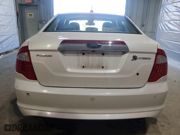 2010 Ford Fusion Hybrid with VIN 3FADP0L31AR298584, listed as a Copart auction lot 50825685 with 166,642 mi miles and Salvage Title. Bid and sale history available at DreamBid. Image 6.