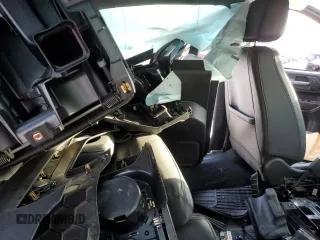 2020 GMC Sierra 2500HD Denali z VIN 1GT49REY9LF223116, wystawiony jako Copart lot #48405995 z przebiegiem Nie podano mil oraz Nie do naprawy • Non repairable. Historia ofert i sprzedaży dostępna na DreamBid. Obrazek 10.