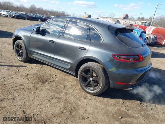 2017 Porsche Macan with VIN WP1AA2A58HLB00394, listed as a IAAI auction lot 41321970 with 54348 miles. Bid and sale history available at carsss.com. Image 3.
