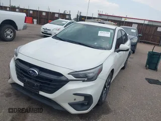 2024 Subaru Legacy Premium z VIN 4S3BWAD61R3005215, wystawiony jako IAAI lot #42633312 z przebiegiem 48 982 mil mil oraz . Historia ofert i sprzedaży dostępna na DreamBid. Obrazek 17.